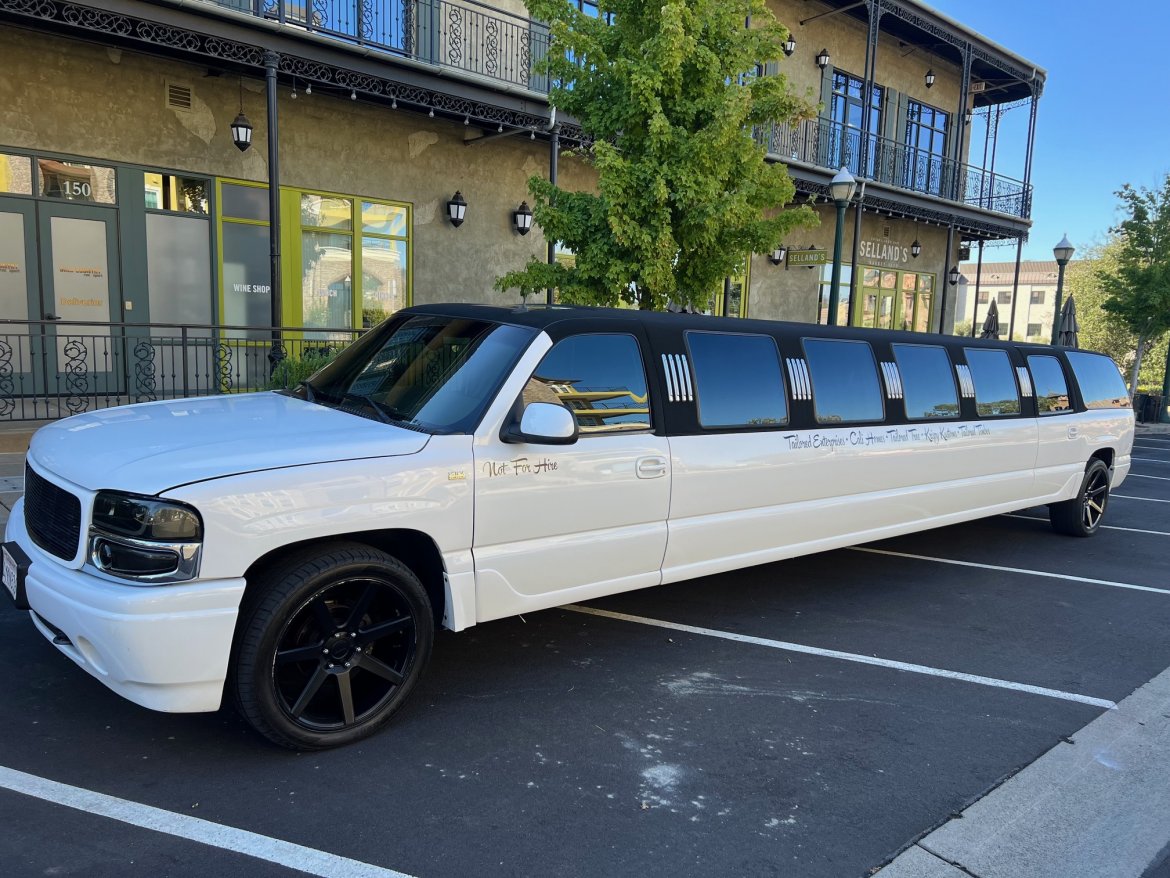 SUV Stretch for sale: 2002 GMC Yukon Denali 32&quot;