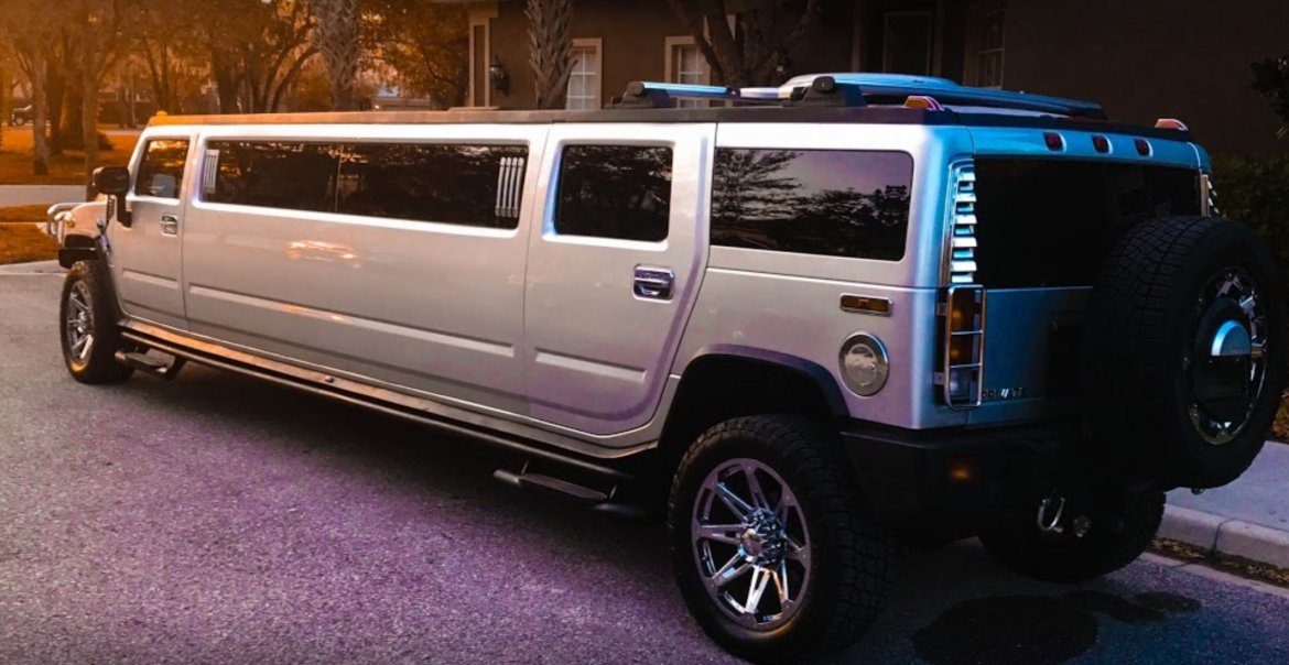 Limousine for sale: 2005 Hummer Hummer Limo by General Motors