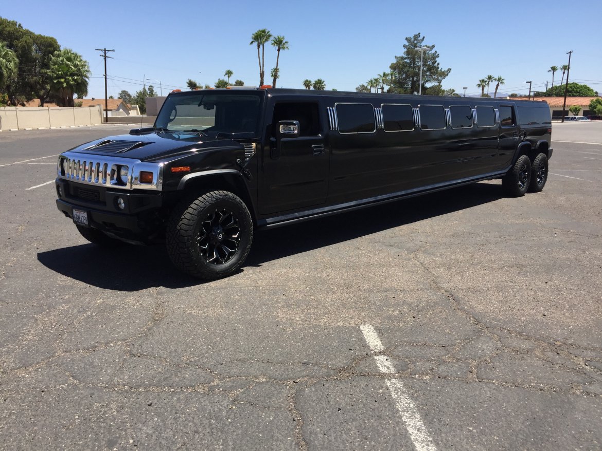 Limousine for sale: 2006 Hummer Hummer H2 4 wheel drive 200&quot; by Nova ?