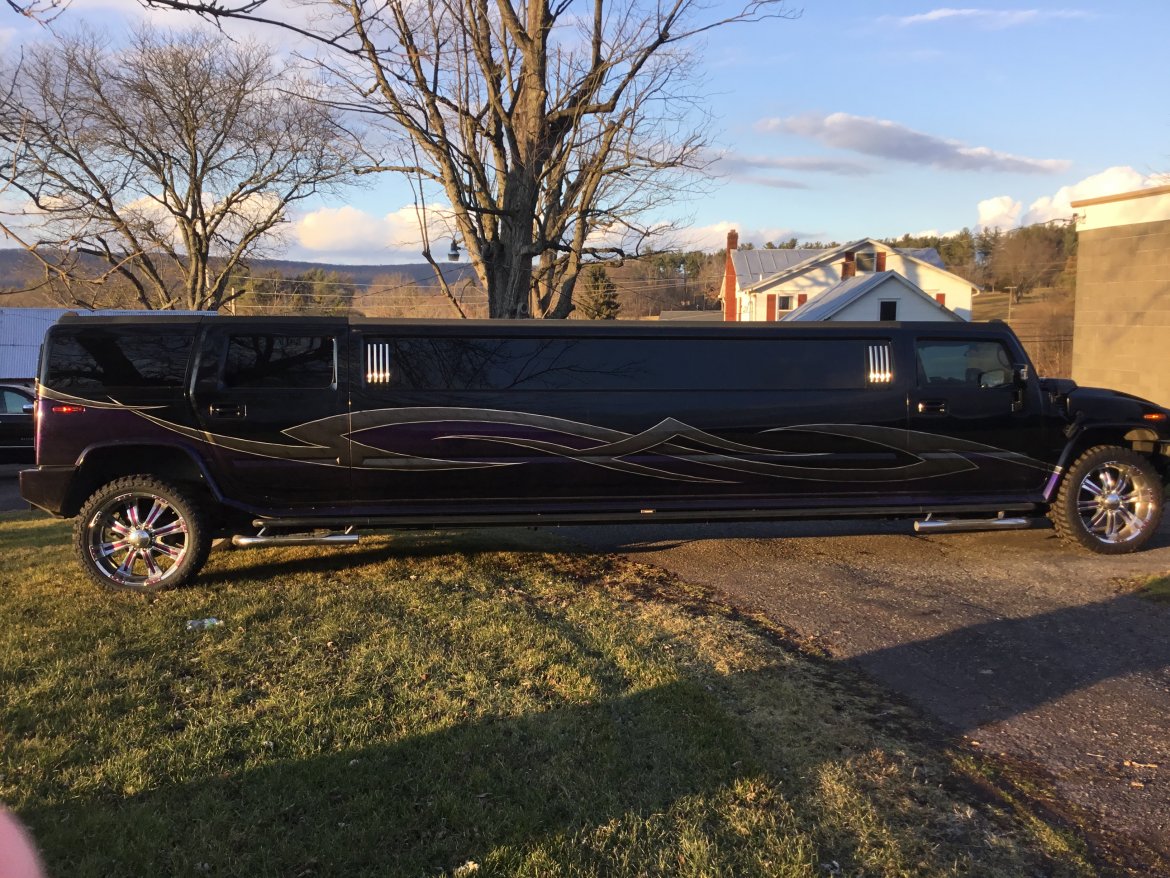 Limousine for sale: 2006 Hummer H2 34&quot;