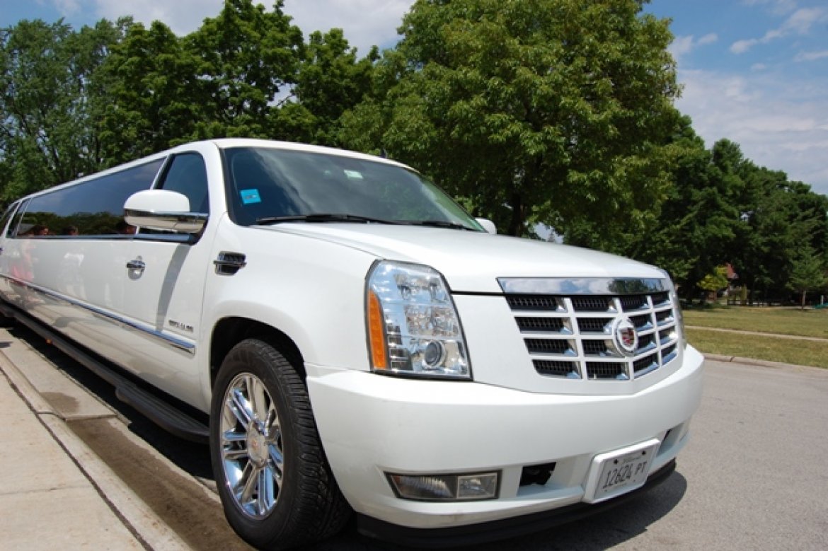 SUV Stretch for sale: 2007 Cadillac Escalade 200&quot; by LA Custom Coach