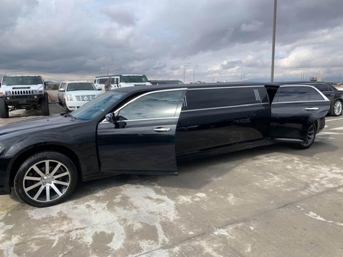 Limousine for sale: 2014 Chrysler 300 100&quot; by Executive Coach Builder