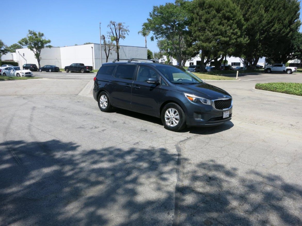 Sprinter for sale: 2016 Kia Sedona LX by KIA Motors