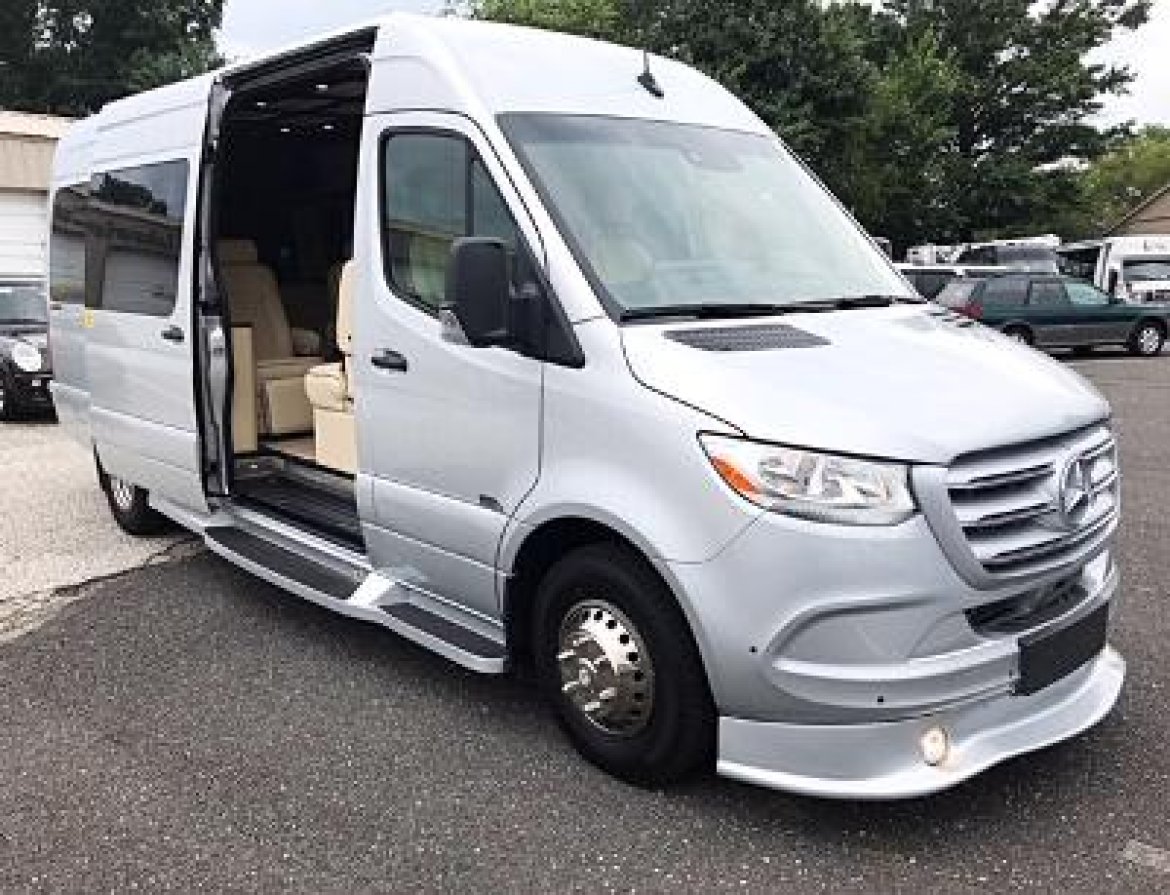 Sprinter for sale: 2019 Mercedes-Benz 170&quot; 3500 23&quot; by Midwest Automotive Design